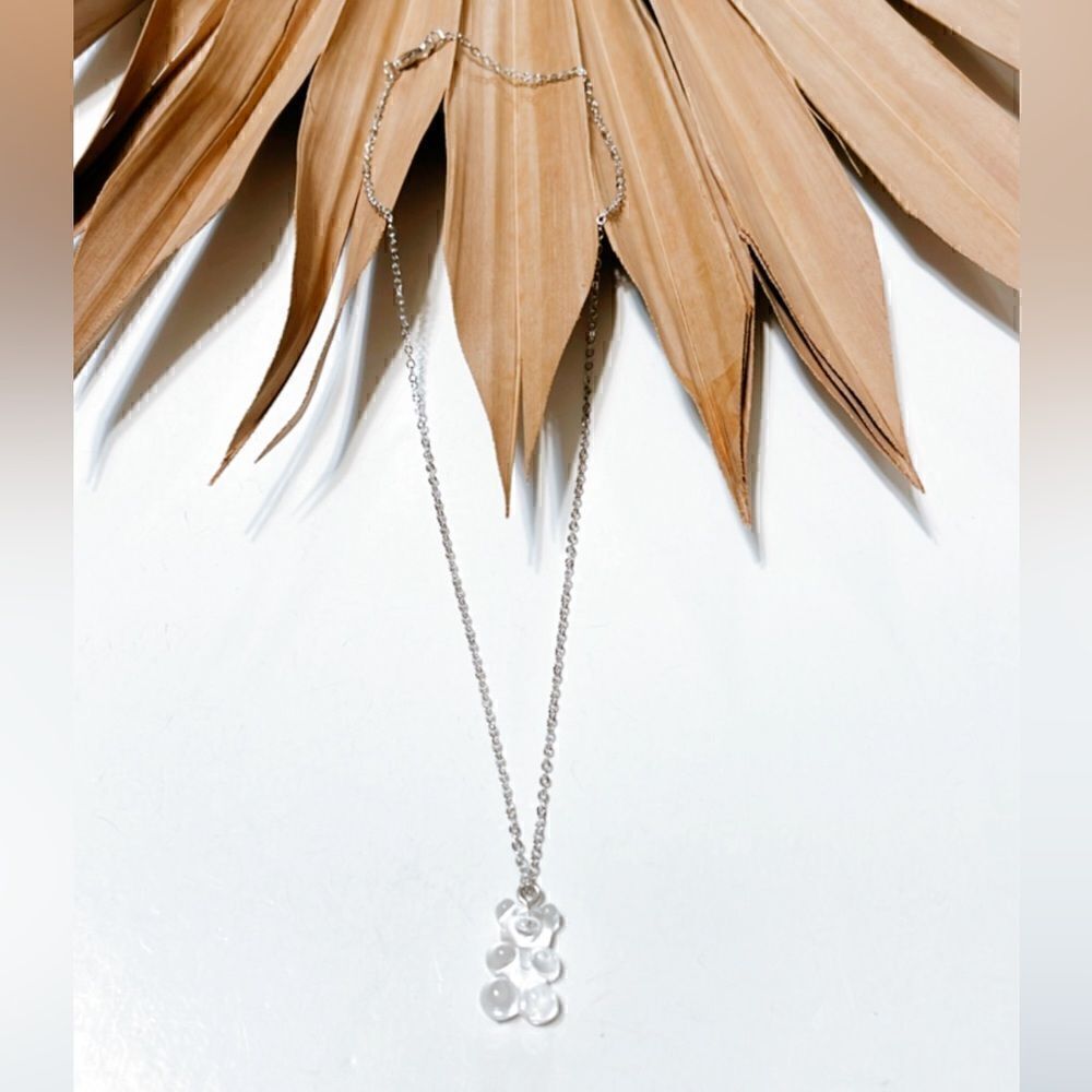 Gummy bear necklace F17